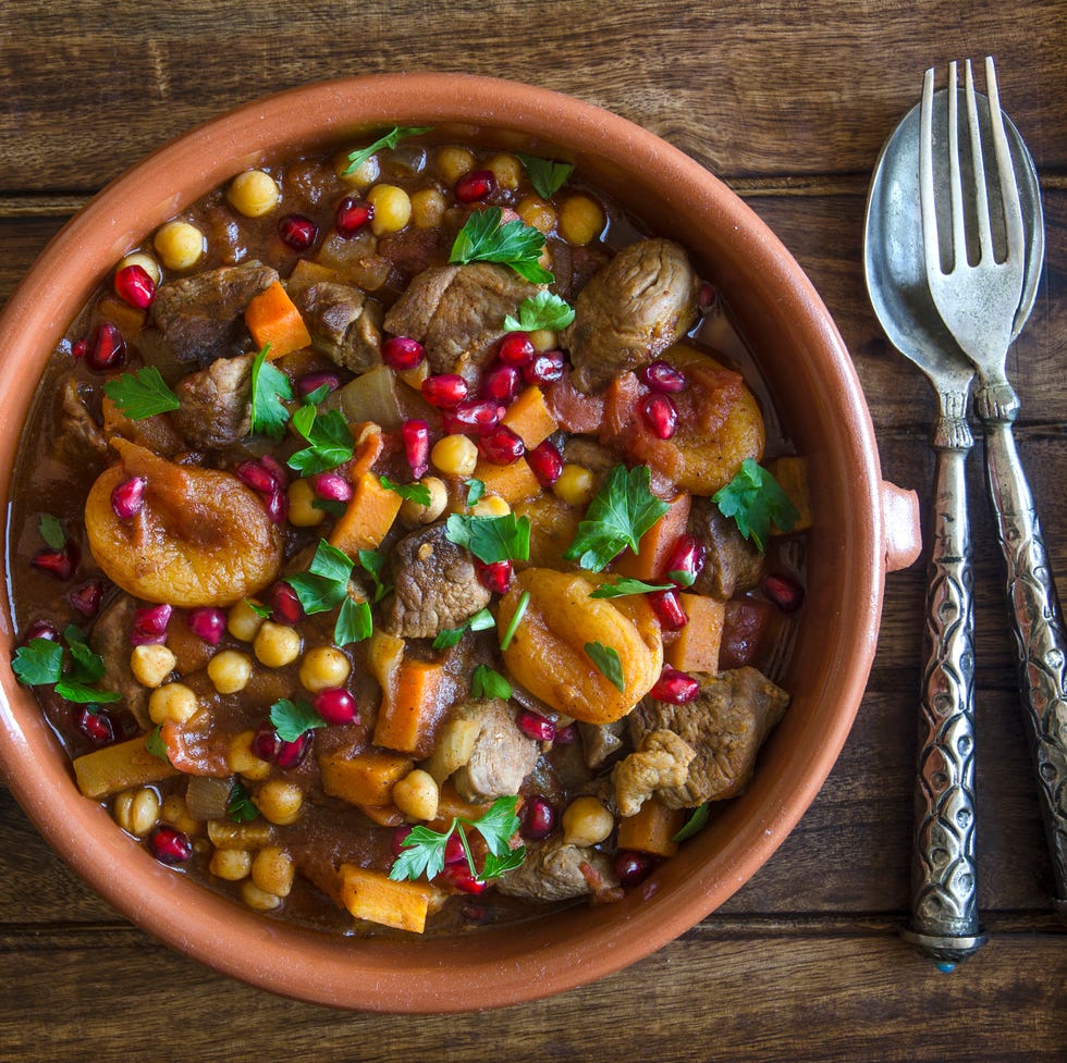 lamb tagine with chickpeas, apricots and pomegranate seeds