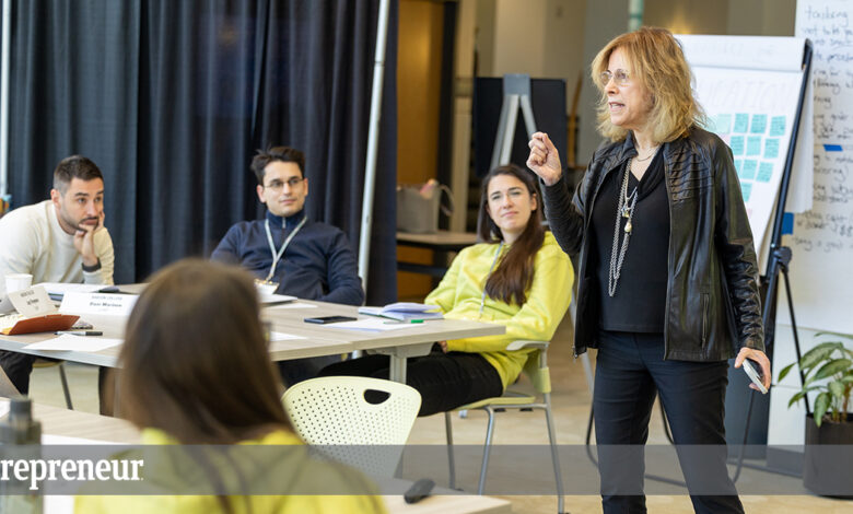 Use This Powerful Tool to Build Meaningful Relationships · Babson Thought & Action Use This Powerful Tool to Build Meaningful Relationships · Babson Thought & Action