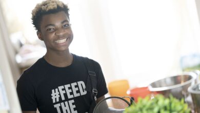 Everyday Greatness: A Teenage Baker Fights Hunger