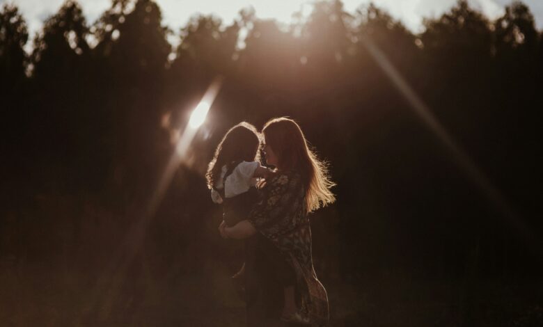 A single mother’s struggle for survival and her daughter’s dreams A single mother’s struggle for survival and her daughter’s dreams