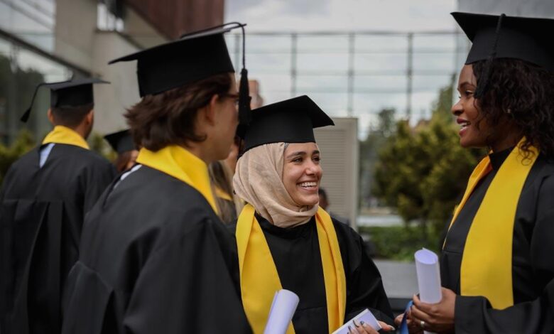 Postsecondary Education Linked to Volunteerism, Better Health Postsecondary Education Linked to Volunteerism, Better Health
